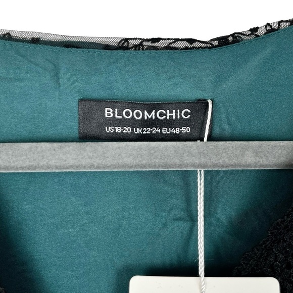 NWT Bloomchic Whimsygoth Black Embroidered Lace over Green Underlay Sz. US 18-20 - Picture 7 of 11